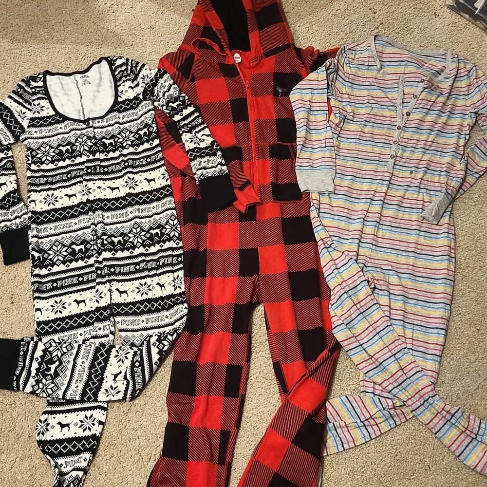 11/14 TEMP HOLD MAD...... -  VS PINK & Gap Onesies